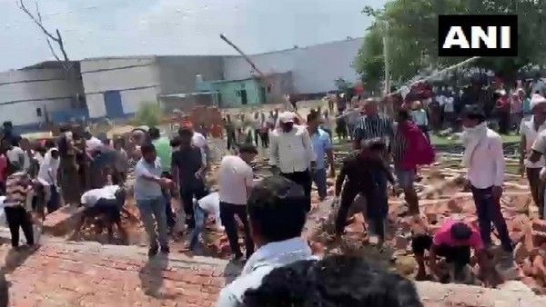 ಗೋದಾಮು ಕುಸಿತದಿಂದ 5 ಜನರು ಸಾವು, ಇಬ್ಬರಿಗೆ ಗಂಭೀರ ಗಾಯ