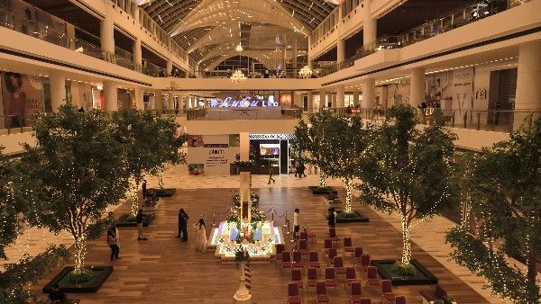 ಲುಲು ಮಾಲ್‌ ಹೊರಗಡೆ ಹೈಡ್ರಾಮ: ಹನುಮಾನ್‌ ಚಾಲೀಸಾ ಪಠಿಸುತ್ತಿದ್ದವನ ಬಂಧನ