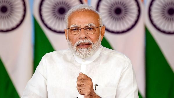 ಮನ್ ಕೀ ಬಾತ್; ಮನೆಗಳ ಮೇಲೆ ರಾಷ್ಟ್ರಧ್ವಜ ಹಾರಿಸಲು ಮೋದಿ ಕರೆ