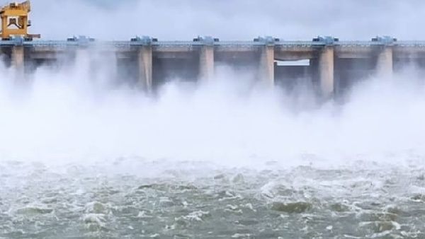 ರಾಯಚೂರು: 'ಮಹಾ'ಮಳೆ, ನಾರಾಯಣಪುರ ಜಲಾಶಯ ಭಾಗದ ನಿವಾಸಿಗಳಿಗೆ ಪ್ರವಾಹ ಭೀತಿ