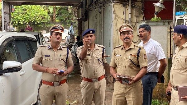 ಮಂಗಳೂರಿನ ಪಬ್‌ನಲ್ಲಿ ದಾಳಿ ಬಗ್ಗೆ ಕಮೀಷನರ್ ಎನ್‌.ಶಶಿಕುಮಾರ್‌ ಹೇಳಿದ್ದೇನು?