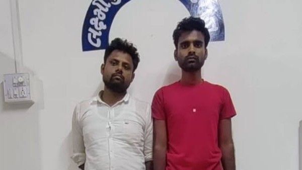 ಭಾರತೀಯ ರೈಲ್ವೆ ಪರೀಕ್ಷೆಯಲ್ಲಿ ಹೆಬ್ಬೆರಳು ಹೇಳಿದ ಸತ್ಯ; ನಕಲಿ ಅಭ್ಯರ್ಥಿ ಅರೆಸ್ಟ್!