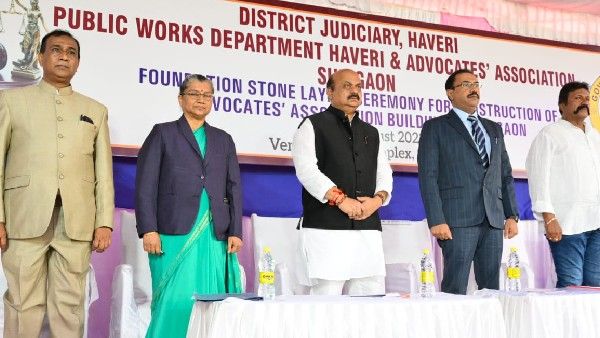 ವಕೀಲರಿಗೆ ಆರೋಗ್ಯ ಸೌಲಭ್ಯ ಕಾರ್ಯಕ್ರಮ ಶೀಘ್ರವೇ ಜಾರಿ : ಸಿಎಂ