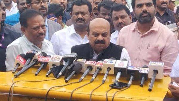 ರಾಯಚೂರನ್ನು ಏಮ್ಸ್‌ಗೆ ಪರಿಗಣಿಸುವಂತೆ ಕೇಂದ್ರಕ್ಕೆ ಮನವಿ: ಸಿಎಂ ಬಸವರಾಜ ಬೊಮ್ಮಾಯಿ