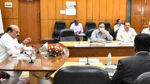 ಮಳೆ ಹಾನಿಗೆ ತಕ್ಷಣ ಪರಿಹಾರ ನೀಡಿ, ಕೆರೆ ಕಟ್ಟೆ ಬಗ್ಗೆ ಎಚ್ಚರ ವಹಿಸಿ:ಸಿಎಂ