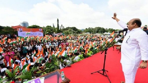 ದೇಶಕ್ಕೆ ಕೊಡುಗೆ ನೀಡಲು ಶ್ರಮಿಸುವಂತೆ ಯುವಕರಿಗೆ ಸಿಎಂ ಕರೆ