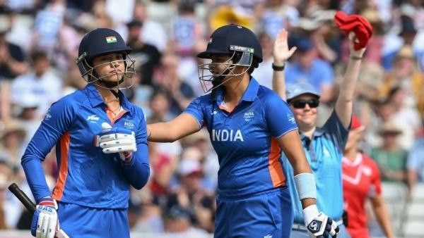 CWG 2022: ಇಂಗ್ಲೆಂಡ್ ಬಗ್ಗುಬಡಿದು ಚಿನ್ನದ ಪದಕ ಸುತ್ತಿಗೆ ಎಂಟ್ರಿ ಕೊಟ್ಟ ಕೌರ್ ಪಡೆ