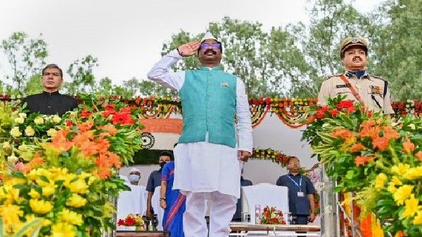 Breaking: ಶಾಸಕ ಸ್ಥಾನದಿಂದ ಸಿಎಂ ಹೇಮಂತ್ ಸೋರೆನ್ ಅನರ್ಹ!?