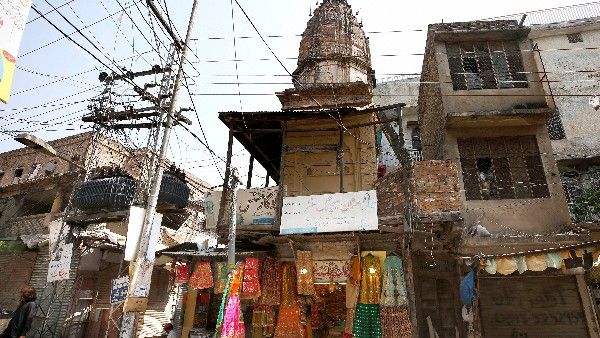 ಪಾಕಿಸ್ತಾನದಲ್ಲಿ 1200 ವರ್ಷದ ಹಳೆಯ 2ನೇ ಹಿಂದೂ ದೇವಾಲಯ ಸಾರ್ವಜನಿಕರಿಗೆ ಮುಕ್ತ