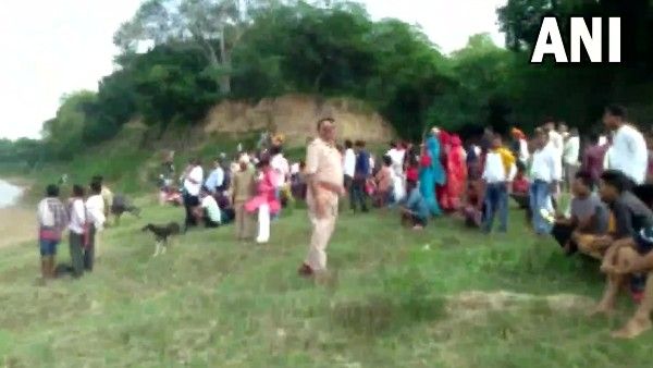 Breaking: ಯಮುನಾ ನದಿಯಲ್ಲಿ ಮುಳುಗಿದ ದೋಣಿ, 20 ಸಾವು