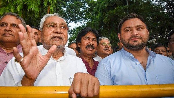 ಇಂದು ಪ್ರಮಾಣ ವಚನ ಸ್ವೀಕರಿಸಲಿರುವ ನಿತೀಶ್ ಕುಮಾರ್, ತೇಜಸ್ವಿ ಯಾದವ್