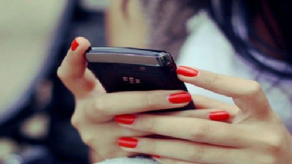 just in: ಪೊಲೀಸರನ್ನು ಬೈಯಲು 12,000ಕ್ಕೂ ಹೆಚ್ಚು ಕರೆ, ಮಹಿಳೆ ಬಂಧನ