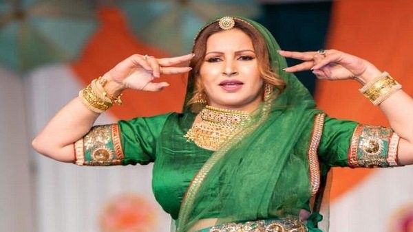 ಬಿಗ್ ಬಾಸ್ ನಿಂದ ಫೇಮಸ್ ಆದ ಸೋನಾಲಿ ಫೋಗಟ್ ಯಾರು ಗೊತ್ತಾ?