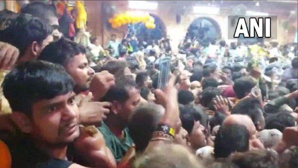 ಕೃಷ್ಣ ಜನ್ಮಾಷ್ಟಮಿ: ಮಥುರಾದ ಬಂಕೆ ಬಿಹಾರಿ ಮಂದಿರದಲ್ಲಿ ನೂಕುನುಗ್ಗಲು- ಇಬ್ಬರು ಸಾವು