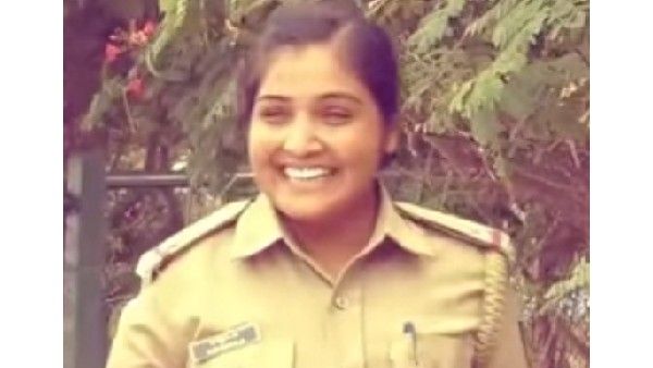 Breaking: FDA ಅಭ್ಯರ್ಥಿಯಿಂದ ಲಂಚ ಪಡೆದ ಆರೋಪ: ಮೈಸೂರಿನಲ್ಲಿ PSI ಅಶ್ವಿನಿ ಸಸ್ಪೆಂಡ್‌