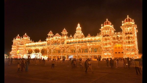 ಮೈಸೂರು ದಸರಾ 2022; ಈ ಬಾರಿ 124 ಕಿಲೋ ಮೀಟರ್‌ ರಸ್ತೆಗೆ ದೀಪಾಲಂಕಾರ