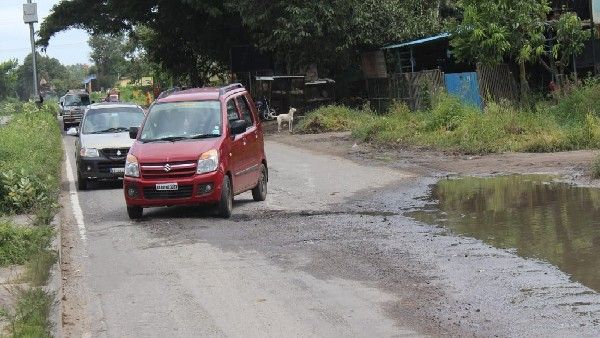 ಶಿವಮೊಗ್ಗ- ಭದ್ರಾವತಿ ನಡುವೆ ಇರುವುದು ಹೈವೆಯೋ, ಯಮಲೋಕದ ದಾರಿಯೋ?