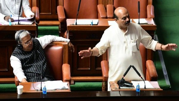 ಕರ್ನಾಟಕದಲ್ಲಿ ಇರೋರಿಗೆ ಕನ್ನಡ ಕಡ್ಡಾಯ; ಇದೊಂದು ಹೊಸ ಮಸೂದೆ!