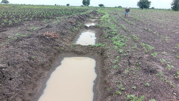 ಕೃಷಿ ಹೊಂಡ , ಕೆರೆ ಕಟ್ಟೆಗಳು ಭರ್ತಿ, ಅಂತರ್ಜಲ ಹೆಚ್ಚಿಸಲು ಸಹಕಾರಿಯಾದ‌ ನರೇಗಾ