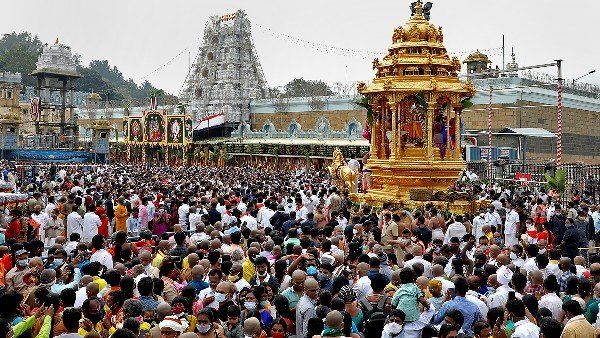 ತಿಮ್ಮಪ್ಪನ ಮೇಲೆ ಮುಸ್ಲಿಂ ದಂಪತಿ ಭಕ್ತಿ, ದೇವಸ್ಥಾನಕ್ಕೆ 1 ಕೋಟಿಗೂ ಹೆಚ್ಚು ದೇಣಿಗೆ
