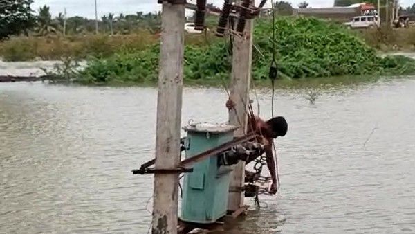 ಹರಿಯುವ ನೀರಿನಲ್ಲಿ ಈಜಿ ವಿದ್ಯುತ್ ಸಂಪರ್ಕ ಸ್ಥಗಿತ: ನರಗುಂದದ ಕೆಇಬಿ ಸಿಬ್ಬಂದಿಗೆ ಶ್ಲಾಘನೆ