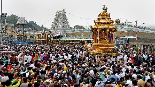 ಭಕ್ತನಿಗೆ ದರ್ಶನಕ್ಕೆ ಅವಕಾಶ ಕೊಡದ ಟಿಟಿಡಿಗೆ ಸಂಕಷ್ಟ: 45 ಲಕ್ಷ ರುಪಾಯಿ ಪರಿಹಾರ ನೀಡಲು ಗ್ರಾಹಕ ನ್ಯಾಯಾಲಯ ಸೂಚನೆ