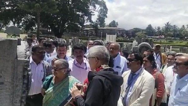 ಯುನೆಸ್ಕೋ ಪಟ್ಟಿಗೆ ಸೇರುವ ಸನಿಹದಲ್ಲಿ ಬೇಲೂರು-ಹಳೇಬೀಡು