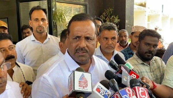 ಪಿಎಫ್ಐ ಮೇಲಿನ ದಾಳಿ ಮುಸ್ಲಿಂ ಸಮಾಜದ ಮೇಲಿನ‌ ದಾಳಿಯೇ ? ಯುಟಿ ಖಾದರ್ ಹೇಳಿದ್ದೇನು?