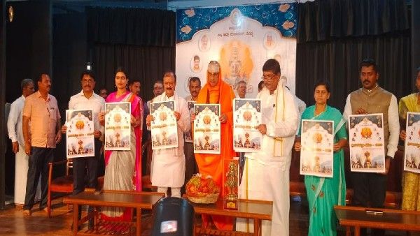 ಶ್ರೀರಂಗಪಟ್ಟಣ ದಸರಾ ಉದ್ಘಾಟನೆಗೆ ದೇಶಿಕೇಂದ್ರ ಮಹಾಸ್ವಾಮೀಜಿಗೆ ಆಹ್ವಾನ