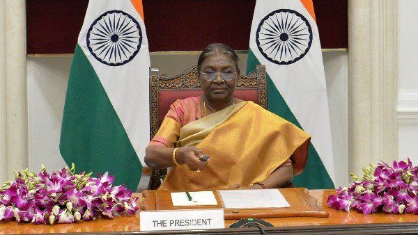 Breaking: ಬ್ರಿಟನ್‌ನ ರಾಣಿ ಎರಡನೇ ಎಲಿಜಬೆತ್ ಅಂತ್ಯಕ್ರಿಯೆಯಲ್ಲಿ ರಾಷ್ಟ್ರಪತಿ ದ್ರೌಪದಿ ಮುರ್ಮು ಭಾಗಿ