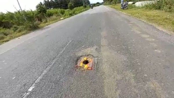 ಯಳಂದೂರು; ಮಂಡಿ, ಕೀಲು ನೋವಿಗೆ ರಾಷ್ಟ್ರೀಯ ಹೆದ್ದಾರಿಯಲ್ಲಿದೆ ಮದ್ದು