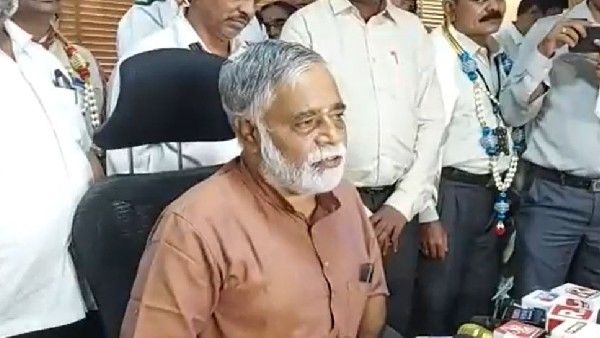 ಕರ್ನಾಟಕದ ಶಾಲೆಗಳಲ್ಲಿ ಹಿಜಾಬ್ ನಿಷೇಧ ಮುಂದುವರಿಕೆ: ಸಚಿವ ಬಿ ಸಿ ನಾಗೇಶ್