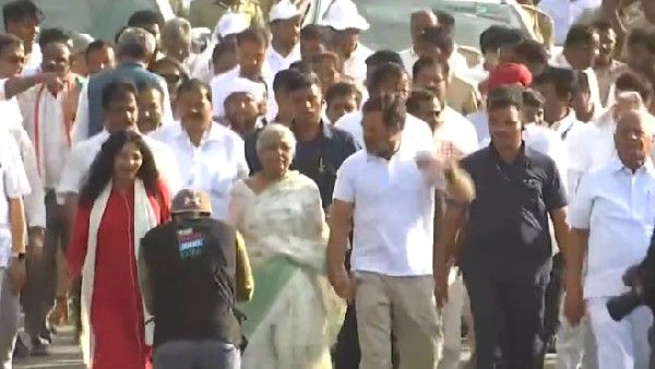 ಭಾರತ್‌ ಜೋಡೋ ಯಾತ್ರೆ: ರಾಹುಲ್‌ ಗಾಂಧಿ ಜೊತೆಗೆ ಹೆಜ್ಜೆ ಹಾಕಿದ ಇಂದಿರಾ, ಕವಿತಾ ಲಂಕೇಶ್