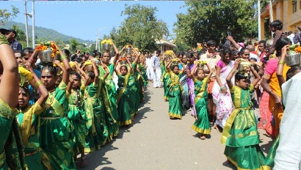 ದೀಪಾವಳಿ‌ ವಿಶೇಷ: ಮಹದೇಶ್ವರ ಬೆಟ್ಟದಲ್ಲಿ ಅದ್ದೂರಿಯಾಗಿ ನೆರವೇರಿದ ಹಾಲರವೆ ಉತ್ಸವ