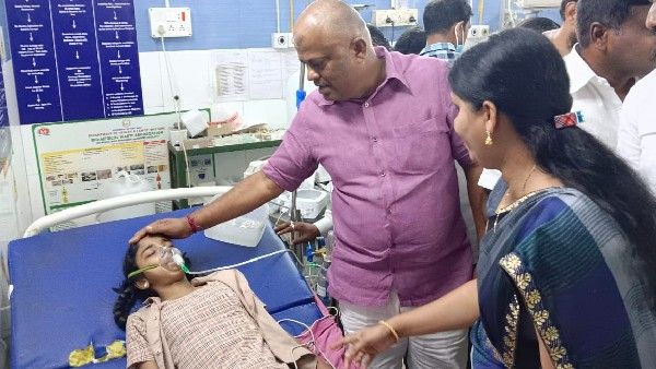 Breaking: ಕಾರ್ಖಾನೆಯಲ್ಲಿ ರಸಾಯನಿಕ ಸೋರಿಕೆ: ಪಕ್ಕದ ಸರ್ಕಾರಿ ಶಾಲೆಯ 150 ಮಕ್ಕಳು ಅಸ್ವಸ್ಥ