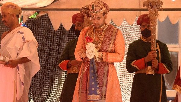 ಮೈಸೂರು ಅರಮನೆಯಲ್ಲಿ ಗತವೈಭವದ ಆಯುಧಪೂಜೆ !