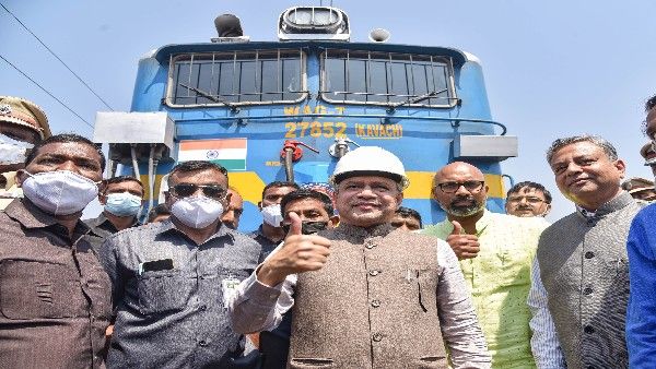 ದೇಶದ ಒಟ್ಟು 200 ರೈಲು ನಿಲ್ದಾಣಗಳ ವಿಶ್ವದರ್ಜೆಯ ನವೀಕರಣಕ್ಕೆ ಕೇಂದ್ರ ಮಾಸ್ಟರ್ ಪ್ಲಾನ್!