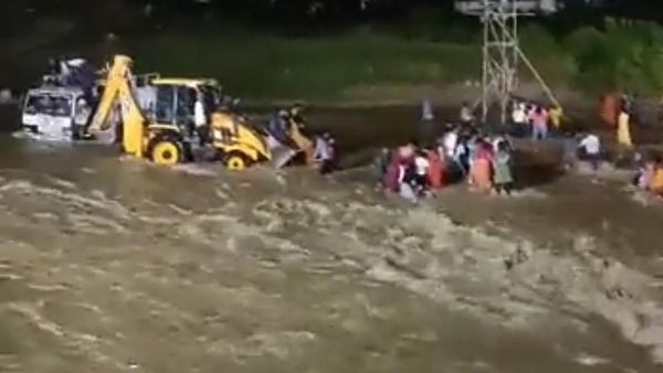 ದುರ್ಗಾದೇವಿ ವಿಸರ್ಜನೆ: ಜಲ್‌ಪೈಗುರಿಯಲ್ಲಿ ದಿಢೀರ್ ಪ್ರವಾಹ, 7ಮಂದಿ ಸಾವು, ಹಲವು ಜನ ನಾಪತ್ತೆ