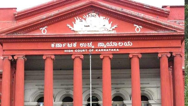 ಪಿಜಿ ಮೆಡಿಕಲ್: ಸೀಟು ಮ್ಯಾಟ್ರಿಕ್ಸ್, ಶುಲ್ಕದಲ್ಲಿ ಮಧ್ಯಪ್ರವೇಶಕ್ಕೆ ಹೈಕೋರ್ಟ್ ನಕಾರ