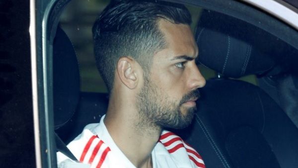 ಸೂಪರ್ ಮಾರ್ಕೆಟ್‌ನಲ್ಲಿ ಹಲ್ಲೆ ಓರ್ವ ಸಾವು, ಜನಪ್ರಿಯ ಫುಟ್ಬಾಲರ್‌ಗೆ ಗಾಯ