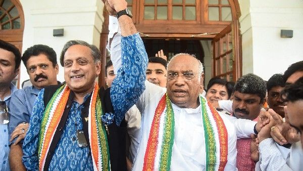 ನೂತನ ಕಾಂಗ್ರೆಸ್‌ ಅಧ್ಯಕ್ಷ ಮಲ್ಲಿಕಾರ್ಜುನ ಖರ್ಗೆಗೆ ಶಶಿ ತರೂರ್‌ ಅಭಿನಂದನೆ