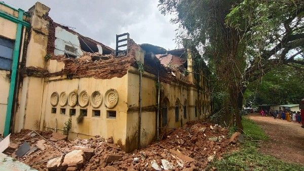 ಭಾರಿ ಮಳೆ: ಮೈಸೂರು ಮಹಾರಾಣಿ ವಿಜ್ಞಾನ ಕಾಲೇಜಿನ ಕಟ್ಟಡ ಕುಸಿತ
