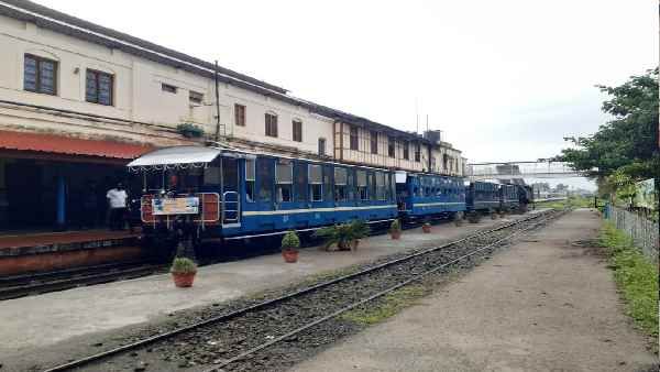 5 ಗಂಟೆಯಲ್ಲಿ ಬರೀ 46 ಕಿ.ಮೀ ಚಲಿಸೋ ಅತಿ ನಿಧಾನಗತಿ ರೈಲು ಎಲ್ಲಿದೆ ಗೊತ್ತಾ?