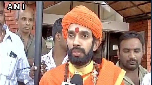 ಕರ್ನಾಟಕದಲ್ಲಿ ಕೆ ಚಂದ್ರಶೇಖರ ರಾವ್‌ ಸಿಎಂ ಆಗಬೇಕು: ಪ್ರಣವಾನಂದ ಸ್ವಾಮಿ