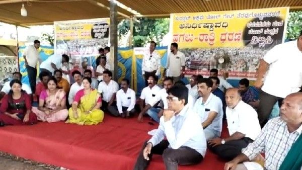 ಸುರತ್ಕಲ್ ಟೋಲ್ ಗೇಟ್ ತೆರವಿಗೆ ಆಗ್ರಹಿಸಿ ಅನಿರ್ದಿಷ್ಟ ಧರಣಿ