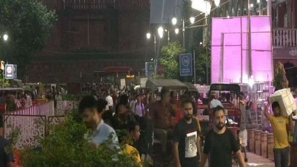 2 ವರ್ಷಗಳ ನಂತರ ತೆರೆದ ಮಾರುಕಟ್ಟೆ, ಗರಿಗೆದರಿದ ವ್ಯಾಪಾರ