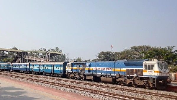 Kuvempu Express: ತಾಳಗುಪ್ಪ ಇಂಟರ್‌ಸಿಟಿ ಎಕ್ಸ್ಪ್ರೆಸ್ ರೈಲಿಗೆ 'ಕುವೆಂಪು ಎಕ್ಸ್‌ಪ್ರೆಸ್' ಎಂದು ನಾಮಕರಣ