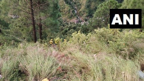 Breaking; ಉತ್ತರಾಖಂಡದಲ್ಲಿ ಪ್ರಪಾತಕ್ಕೆ ಬಿದ್ದ ಬಸ್ ಮದುವೆ ಬಸ್; 25 ಸಾವು