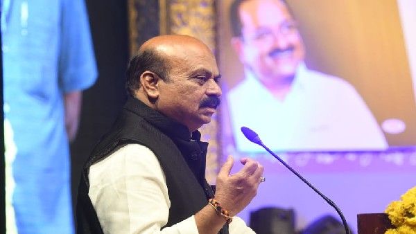 ನಿವೃತ್ತ ಐಎಎಸ್ ಅಧಿಕಾರಿ ಡಾ ಸಿ ಸೋಮಶೇಖರ್ ಆತ್ಮಕತನ 'ನೀನೊಲಿದ ಬದುಕು' ಪುಸ್ತಕ ಬಿಡುಗಡೆ