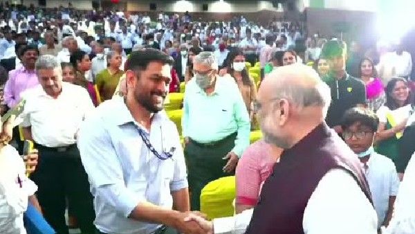 ಗೃಹ ಸಚಿವ ಅಮಿತ್ ಶಾ ಜೊತೆ ಎಂಎಸ್ ಧೋನಿ ಫೋಟೋ ವೈರಲ್